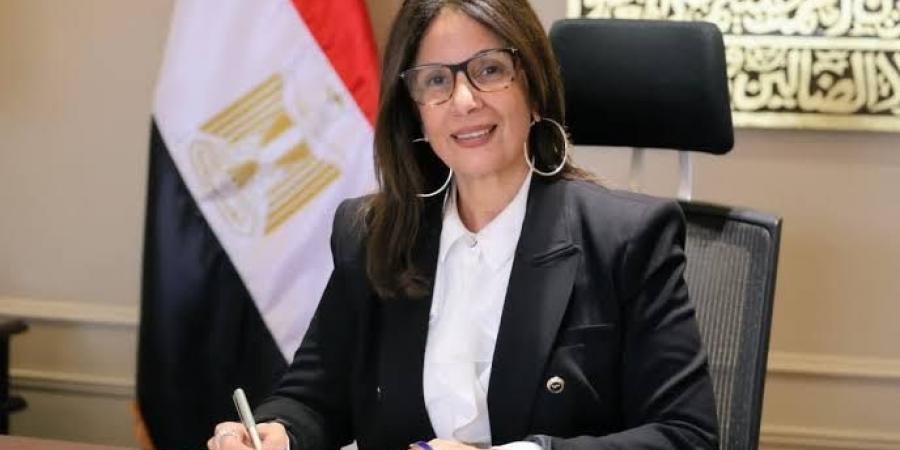وزيرة الثقافة تُحيل مسؤولي بيت ثقافة الخانكة للتحقيق بسبب فيديوهات مسيئة للفن -  أقرأ 24