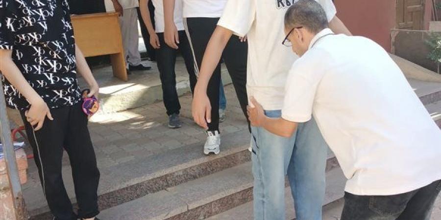 ألف طالب يبدؤون امتحانات الإعدادية بالغربية - أقرأ 24