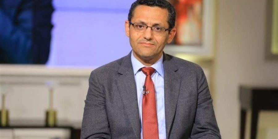 نقيب الصحفيين ينجح في حل خلاف نشب بين "المصري اليوم" و"القاهرة 24" - أقرأ 24