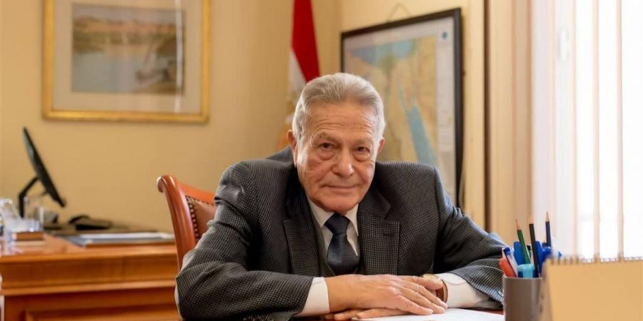 بإطلاق مشروع الطاقة الشمسية.. "الريدي" يقود مكتبة مصر العامة نحو التحول الأخضر - أقرأ 24