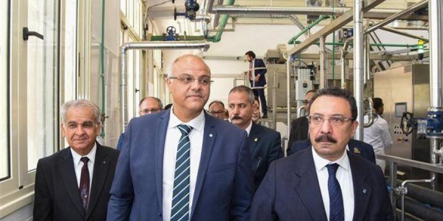 افتتاح مركز سلسلة قيمة الطماطم بجامعة الإسكندرية بطاقة إنتاجية 4 أطنان كل 8 ساعات - أقرأ 24
