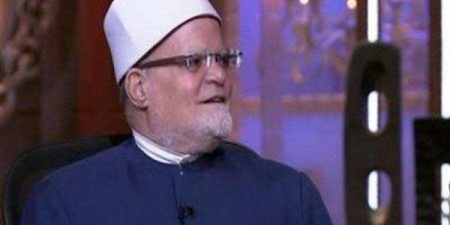 ماذا يفعل المسلم إذا بدأت إقامة الصلاة وهو يصلى النافلة؟ - أقرأ 24