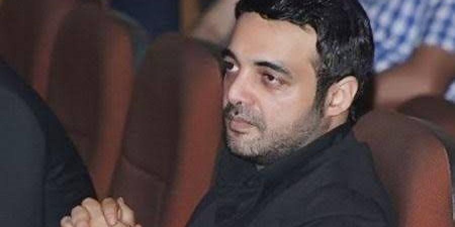 بعد أنباء تخلي ياسمين عبدالعزيز عنه.. عمرو محمود ياسين: خبر متدني وبلاش تزييف -  أقرأ 24