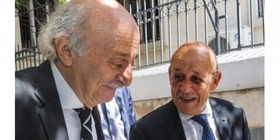 جنبلاط يلتقي لودريان في السفارة الفرنسية وتشديد على واجبات الدولة تجاه النازحين واستقرار لبنان داخلياً