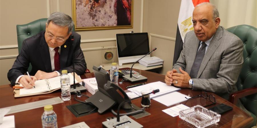 "الكهرباء" تستهدف دمج 14.3 ألف ميجاوات من طاقة التخزين بحلول 2028 - أقرأ 24