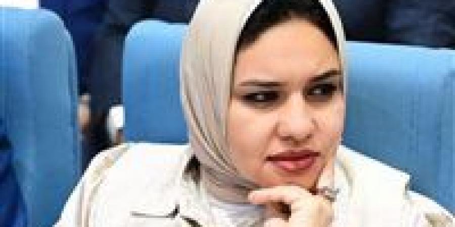 النائبة راوية مختار تتقدم بطلب إحاطة بشأن إجراء تدخلات طبية داخل منشآت غير مرخصة ومواجهة منتحلي المهن الطبية -  أقرأ 24