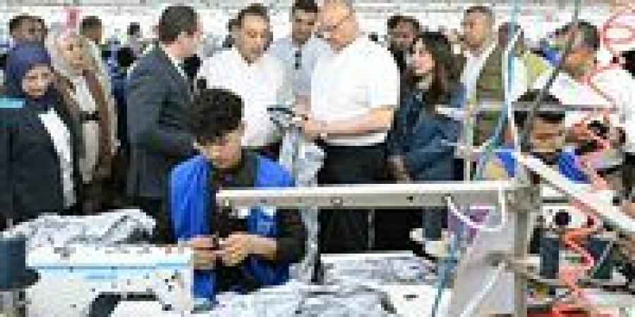 رئيس الوزراء يفتتح التوسعات الجديدة بمشروع "شاهينلر إيجيبت 2" لصناعة الملابس الجاهزة ببرج العرب الجديدة -  أقرأ 24