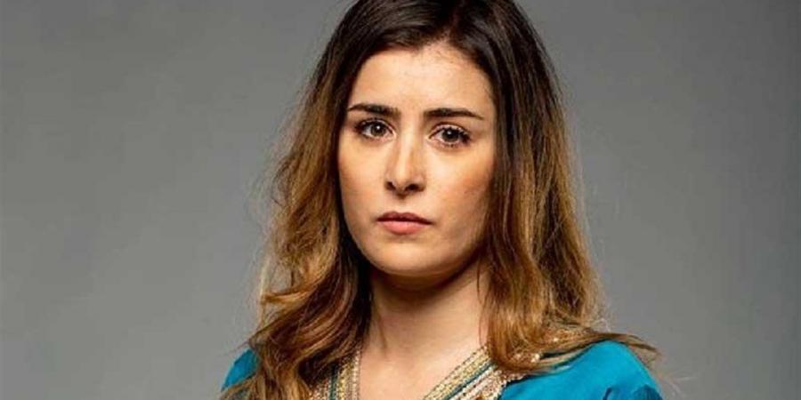 عائشة بن أحمد رئيسة نادي كرة قدم في مسلسل "طاهر المصري" - أقرأ 24