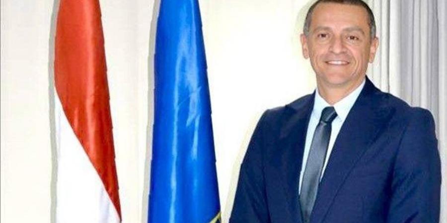 لمنع الحوادث.. محافظ أسوان يكلف مديرية الطرق برفع تركمات الأتربة بطريق المطار - أقرأ 24