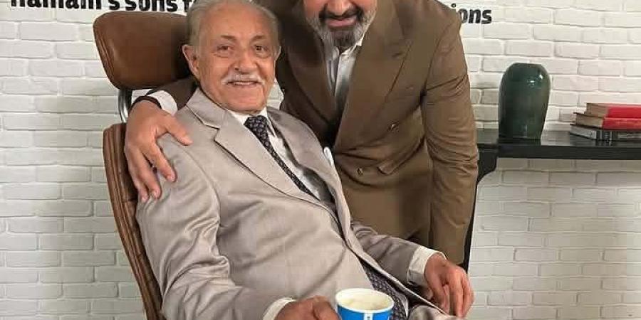 ياسر جلال ناعيا عبد العزيز مخيون: رجل عاش مخلصا لفنه ومبادئه -  أقرأ 24