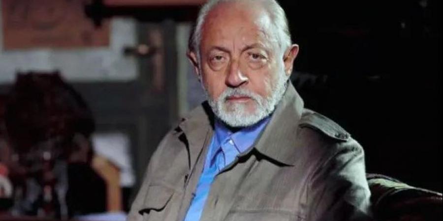رحلة صراع انتهت بالتهاب رئوي حاد.. تاريخ عبد العزيز مخيون المرضي -  أقرأ 24