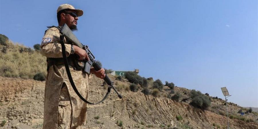 باكستان: قتلنا 26 مسلحًا في ضربات على الحدود مع أفغانستان - أقرأ 24