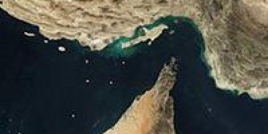 شريان النفط العالمي في خطر.. هل تنجح إيران في فرض حصار مضيق هرمز؟ -  أقرأ 24