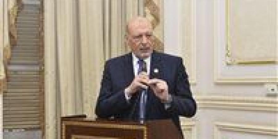 حزب المصريين: توجيهات السيسي بشأن الحوكمة والإصلاح الإداري تؤسس لدولة الكفاءة والشفافية -  أقرأ 24