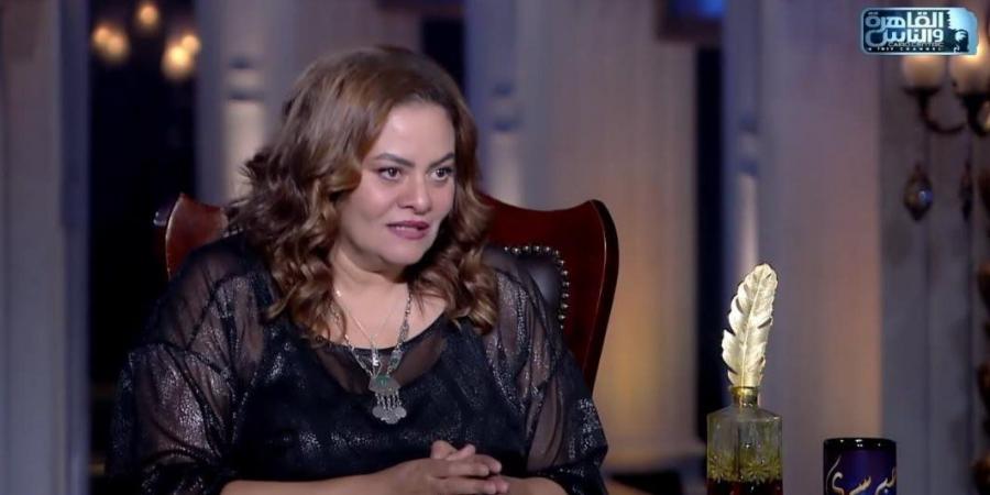 بسبب مصطفى محمود.. كاملة أبو ذكري تنفي خلافها مع خالد النبوي: "أستاذي وأخويا.. عيب الكذب ده" -  أقرأ 24