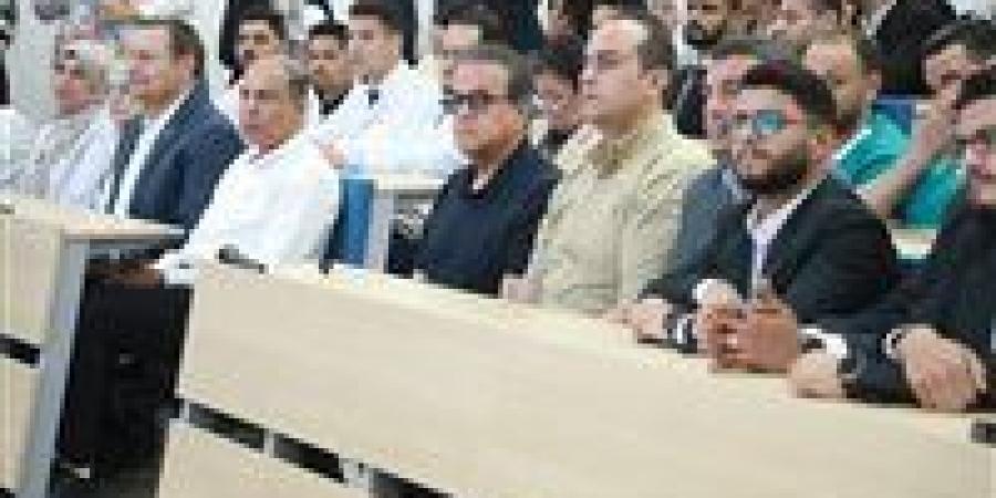 وزير الصحة يشهد تسجيل المواطنين بمنظومة التأمين الصحي الشامل بالمنيا ويتفقد مركز التدريب والمحاكاة -  أقرأ 24