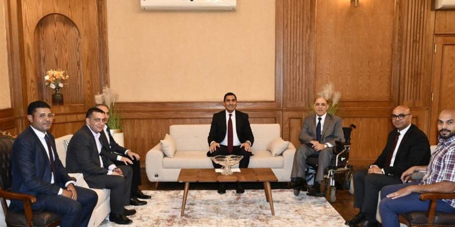 وزير الرياضة يلتقي رئيس لجنة إعداد البطل البارالمبي لمتابعة الاستعدادات لدورة الألعاب - أقرأ 24