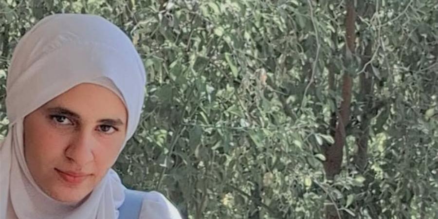 الأولى على الإعدادية الأزهرية بقنا: القدوة والقرآن سر تفوقي.. وأحلم بطب القلب - أقرأ 24