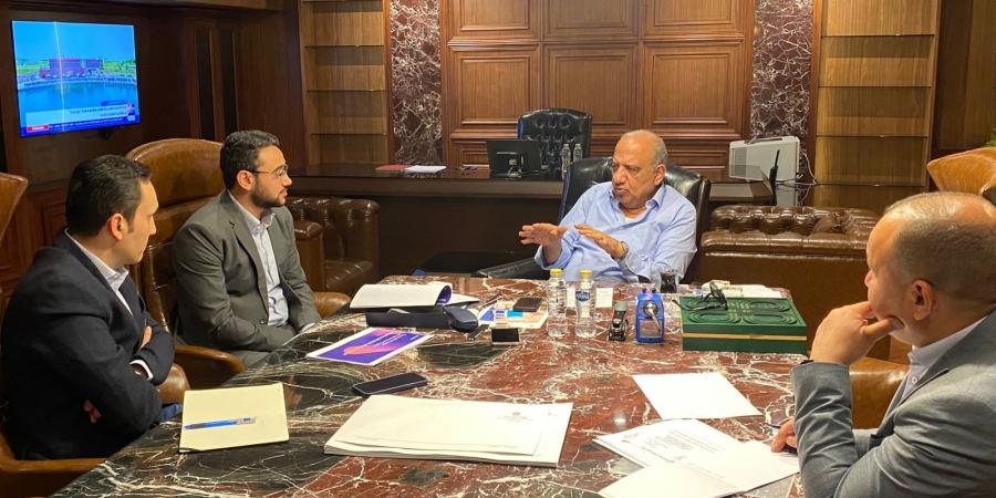الكهرباء: الإسراع فى تنفيذ المشروعات والالتزام بالمخطط الزمنى والتوسع فى أنظمة تخزين الطاقة -  أقرأ 24