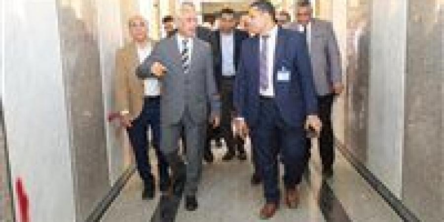 رئيس جامعة المنيا يتابع يتفقد اعمال التطوير الشامل ورفع الكفاءة لمستشفى القلب والصدر -  أقرأ 24