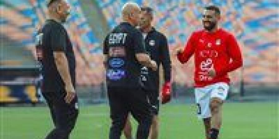 المنسق الإعلامي لمنتخب مصر يكشف تفاصيل مثيرة عن محمد صلاح وحسام حسن بعد مباراة بلجيكا -  أقرأ 24