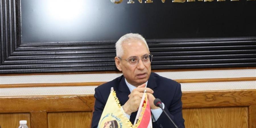 رئيس جامعة المنيا: محو أمية 25 ألف مواطن خلال 2025/2026 - أقرأ 24