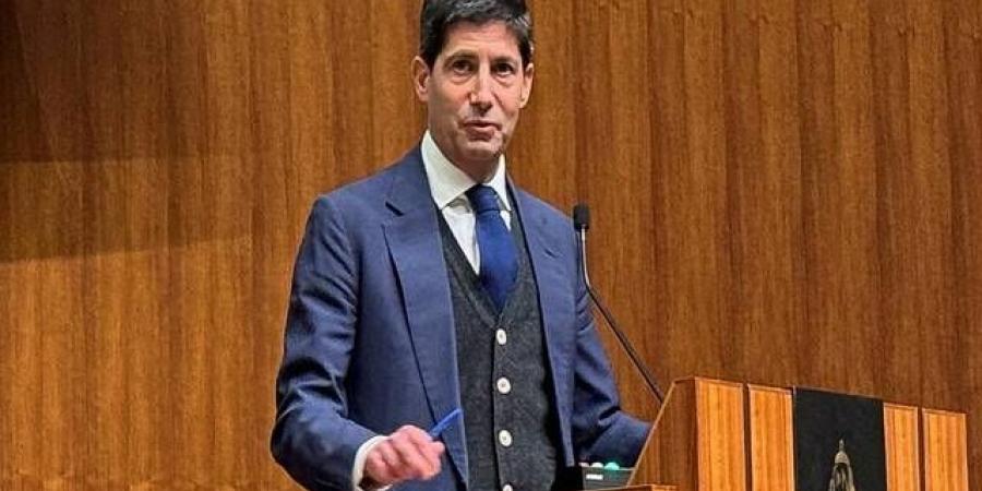 وارش يعلن إصلاحات بالفيدرالي مع تثبيت الفائدة وتوقعات تشديد مستقبلية - أقرأ 24