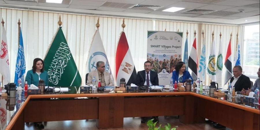 انطلاق أعمال اللجنة الاستشارية لمشروع الزراعة الذكية مناخيًا بالجيزة - أقرأ 24