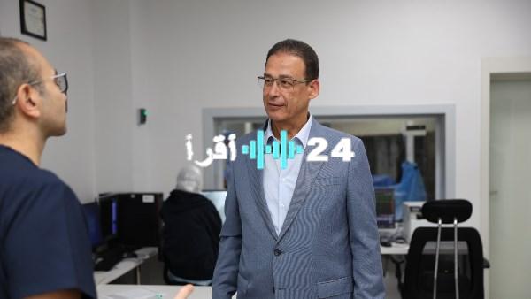 «صرح السفير» عاطف سالم يشيد بالخدمات الطبية المجانية في مستشفى الناس ويدعو للتبرعات