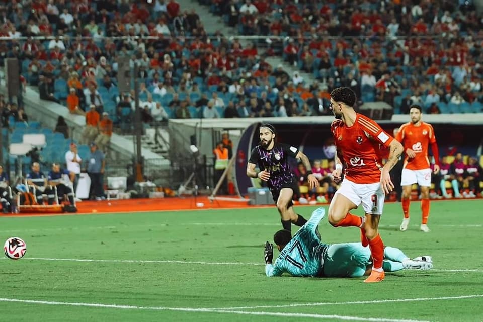 «عودة مدوية» تقارير تكشف: بيراميدز يستعيد وسام أبو علي بصفقة تاريخية في يناير