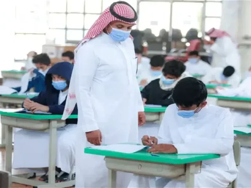«دقّت ساعة الحقيقة» .. عدّ تنازلي لامتحانات نهاية العام الدراسي في السعودية يشتدّ