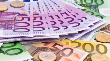 «تحديث فوري» اليورو يحافظ على استقراره في البنوك المصرية اليوم الخميس 24 يوليو 2025