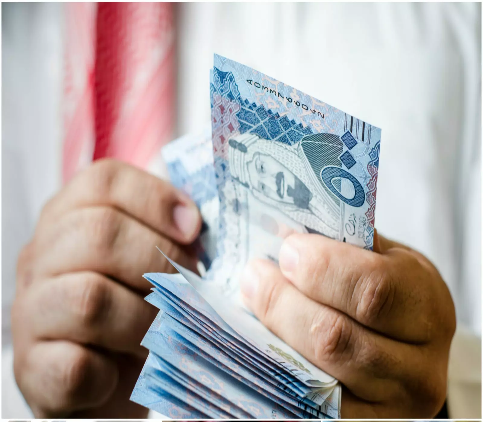 «قرار تاريخي».. السعودية تعوض المسافرين المتضررين بـ 6500 ريال