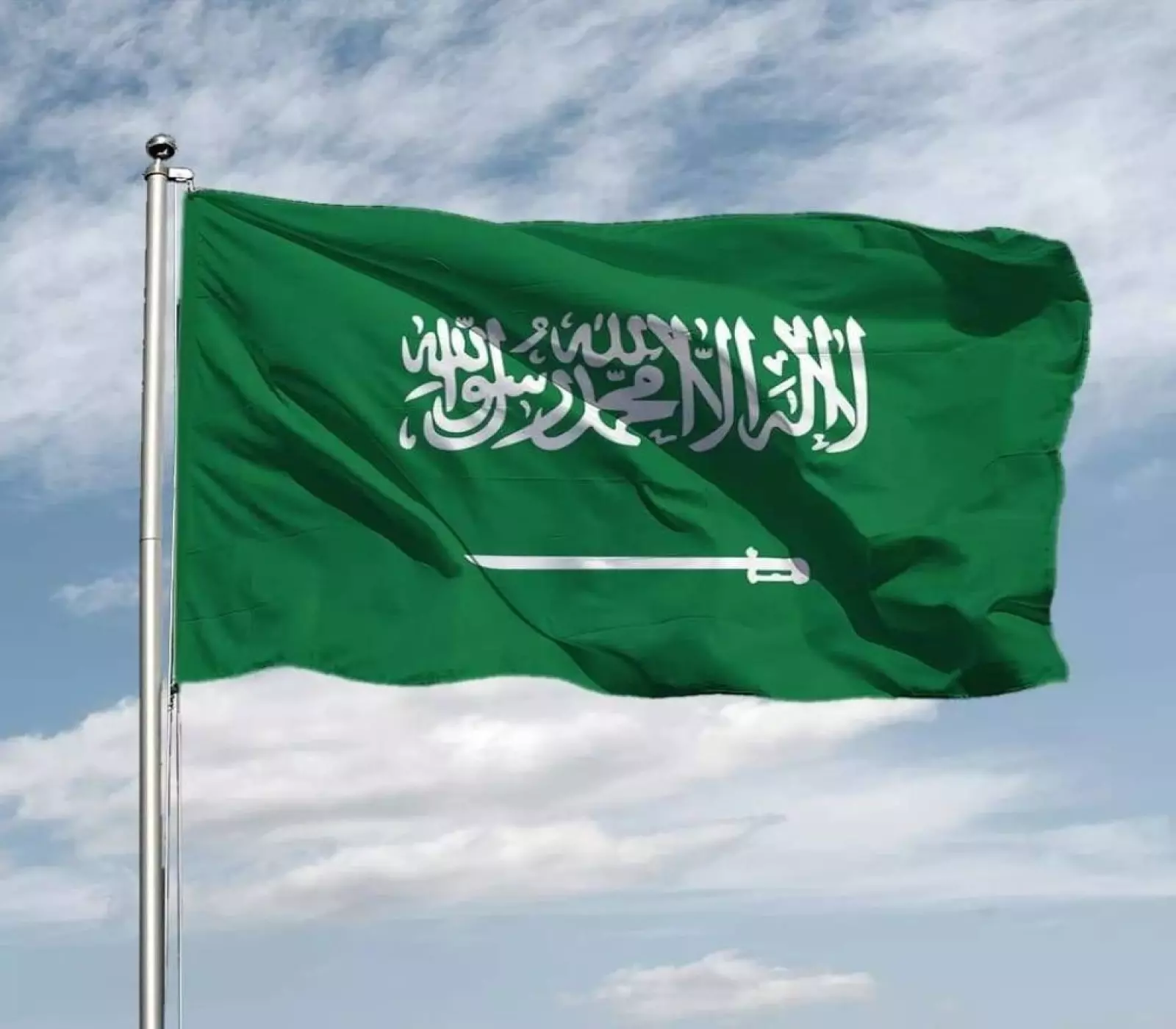 «قيود مُكبّلة».. نظام الكفالة يُعيق مسيرة الموظفين ويُهدد الطموحات