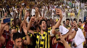 «استفزاز رسمي».. تهنئة باهتة للاتحاد تشعل غضب جماهير الأهلي بعد التتويج الآسيوي