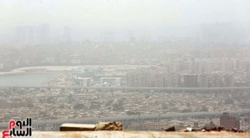 «تحذيرات جوية مشددة» الأرصاد تنذر برياح ترابية قوية وأمطار غزيرة تضرب عدة مناطق