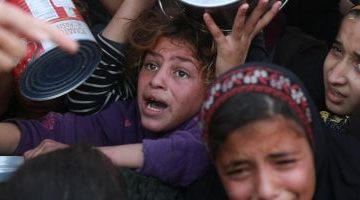 «صرخات من غزة» مصورون فلسطينيون ينقلون للعالم فظائع المجاعة ومعاناة إخوانهم في القطاع