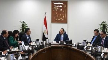 «دفعة قوية للاكتفاء الذاتي» رئيس الوزراء يراقب عن كثب خطط تطوير صناعة السكر المصرية ودعم الإنتاج المحلي