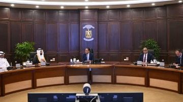«تعزيز الشراكات الاستثمارية» رئيس الوزراء يبحث مع رئيس “سمو القابضة” آفاق التعاون المشترك