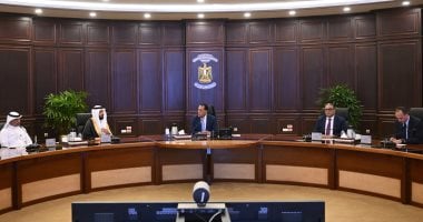 «تعزيز الشراكات الاستثمارية» رئيس الوزراء يبحث مع رئيس “سمو القابضة” آفاق التعاون المشترك