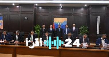 «انفراجة في منازعات الاستثمار» رئيس الوزراء يشهد توقيع عقدي تسوية ودية لإنهاء خلافات مع شركات استثمارية