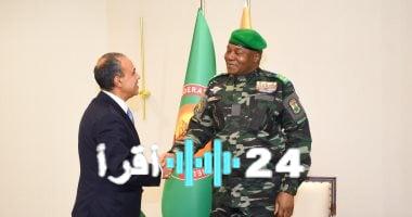«دبلوماسية رئاسية» وزير الخارجية يسلم رئيس النيجر رسالة خطية من السيسي