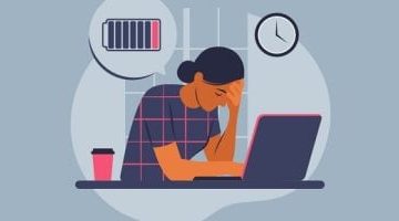 «نيران خامدة».. كيف تفرق بين الإرهاق العابر والاحتراق النفسي الذي يستدعي وقفة؟