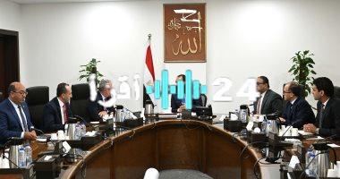 «دفعة قوية للاقتصاد المصري».. قناة السويس تجذب استثمارات بـ117.5 مليون دولار في قطاع الملابس والمنسوجات