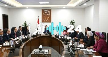 «إرث الأجداد في دائرة الضوء».. رئيس الوزراء يؤكد: الحكومة تولي اهتمامًا خاصًا بإحياء الحرف التراثية واليدوية