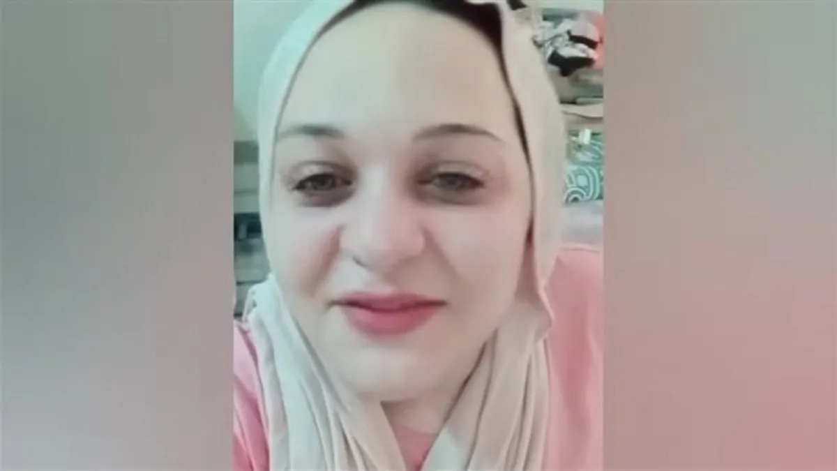 «انتحال صفة» القبض على مروة منتحلة شخصية ابنة الرئيس مبارك.. تفاصيل قضية شغلت الرأي العام