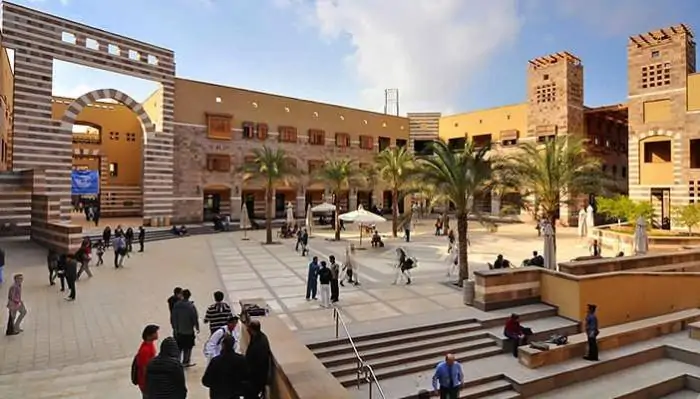 «استثمر في مستقبلك».. تعرف على مصاريف كليات الحاسبات والمعلومات والهندسة بالجامعات الأهلية للعام الدراسي 2025-2026