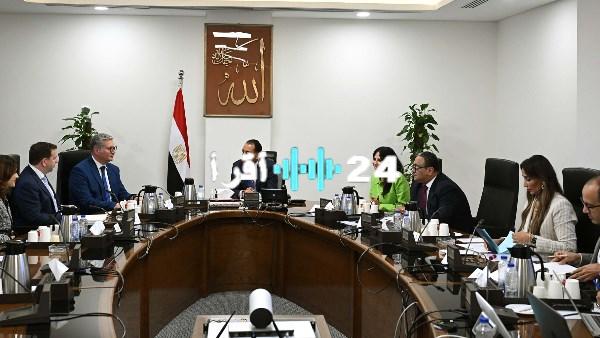 «دعمًا للنمو» مدبولي يجدد التزام الحكومة بدعم استثمارات البترول وسداد مستحقات الشركاء الأجانب