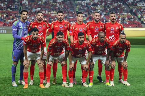 «استعدادًا للموسم الجديد» الأهلي يفتتح ودياته بمعسكر تونس بمواجهة الملعب التونسي اليوم