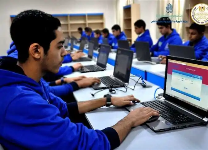«حصاد التفوق» الكشف عن قائمة كليات القمة 2025 لطلاب العلمي والأدبي بعد إعلان نتائج الثانوية العامة
